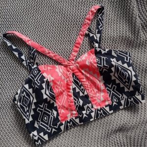 ❤️‍🔥5/$25❤️‍🔥 Vintage Aztec Crop Top